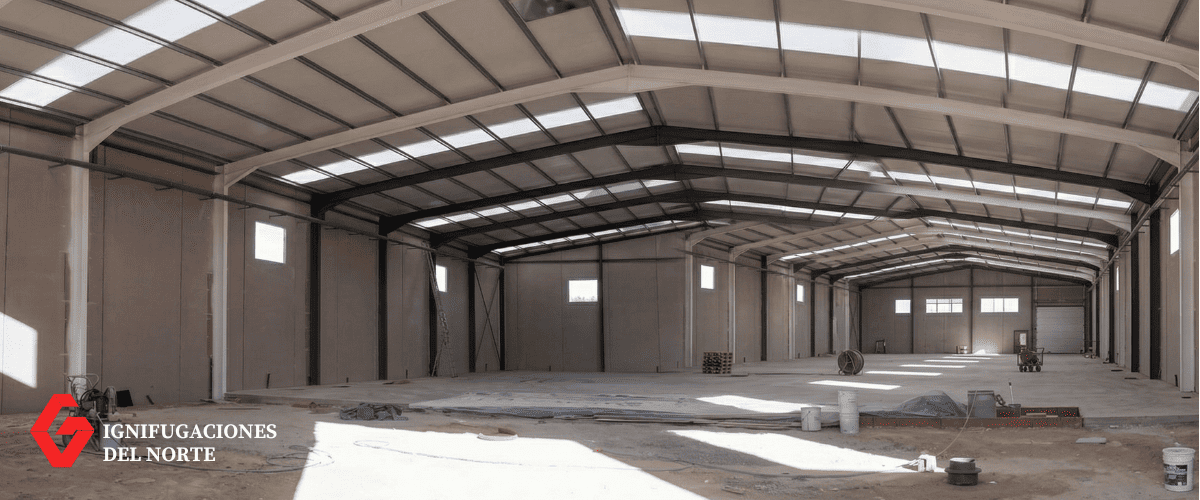Protección pasiva contra incendios en Palencia — aplicación de mortero ignífugo proyectado y sellados cortafuegos en nave industrial de la provincia de Palencia por Ignifugaciones del Norte